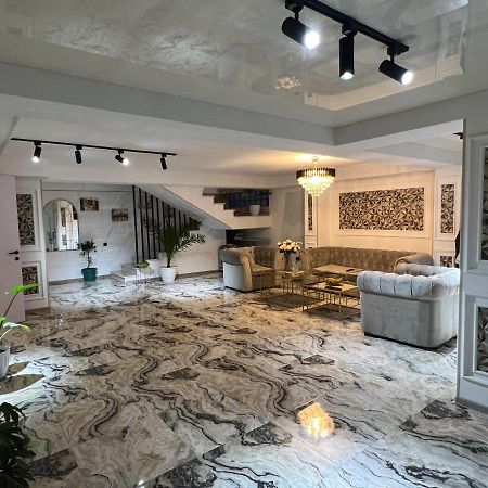 טביליסי Natali Boutique Hotel מראה חיצוני תמונה