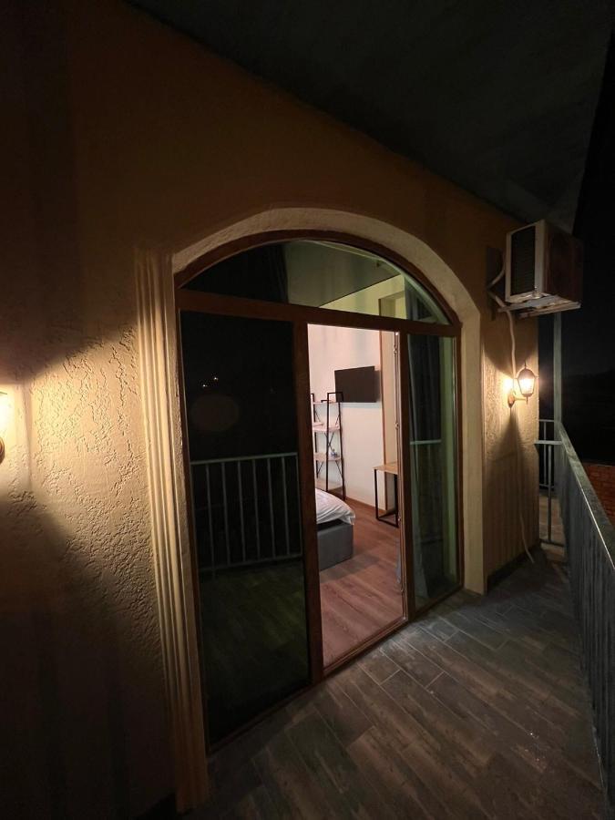 טביליסי Natali Boutique Hotel מראה חיצוני תמונה