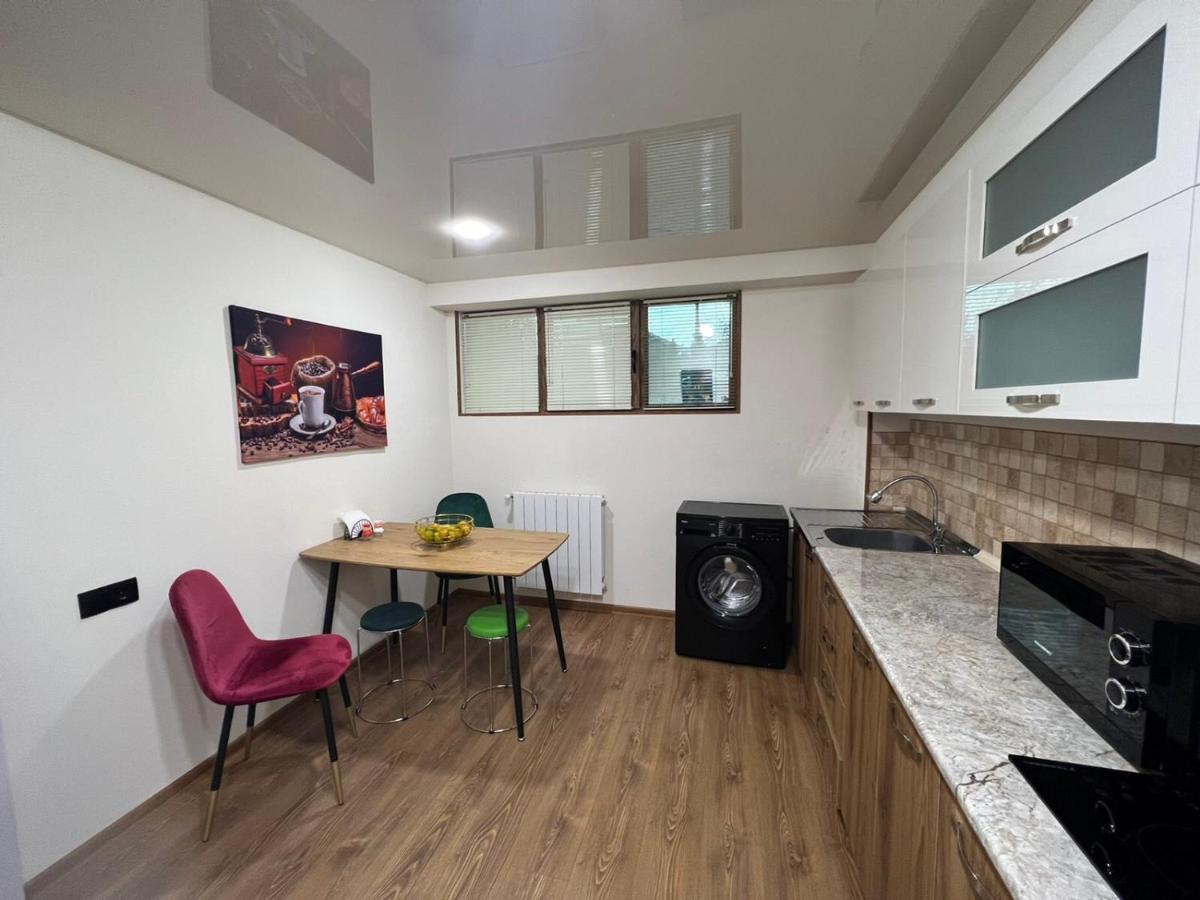טביליסי Natali Boutique Hotel מראה חיצוני תמונה