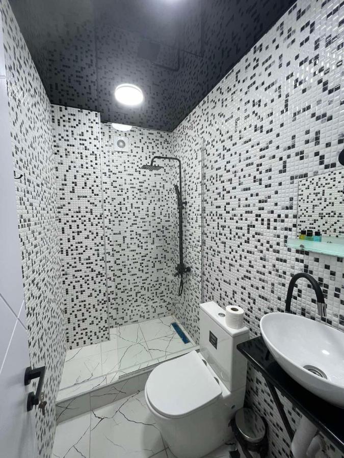 טביליסי Natali Boutique Hotel מראה חיצוני תמונה